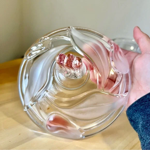 Walther-Glas Nadine Satin-Rose lidded Candy Dish - Picture 5 of 6